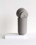 Bild in Galerie-Betrachter laden, Archive Studio | Cappuccino Mug light grey
